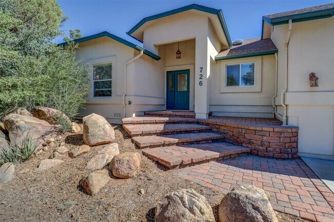 Foto del edificio - Immaculate 3 bedroom, 2 bath home in Presc...