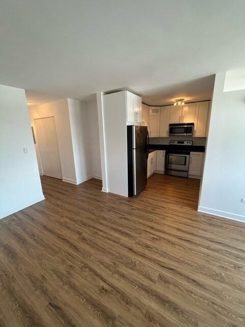 Foto del edificio - 3033 N Sheridan Rd
