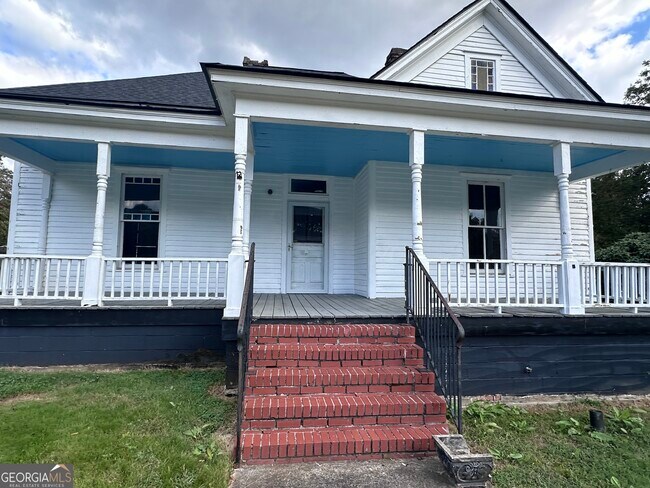 Building Photo - 221 Alcovy St