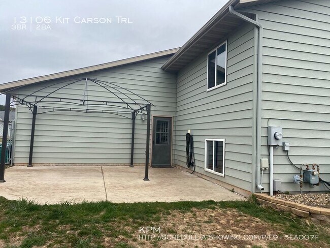 Foto del edificio - 13106 Kit Carson Trail