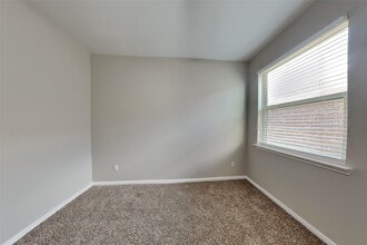 Building Photo - 3218 Clayton Terrace Dr