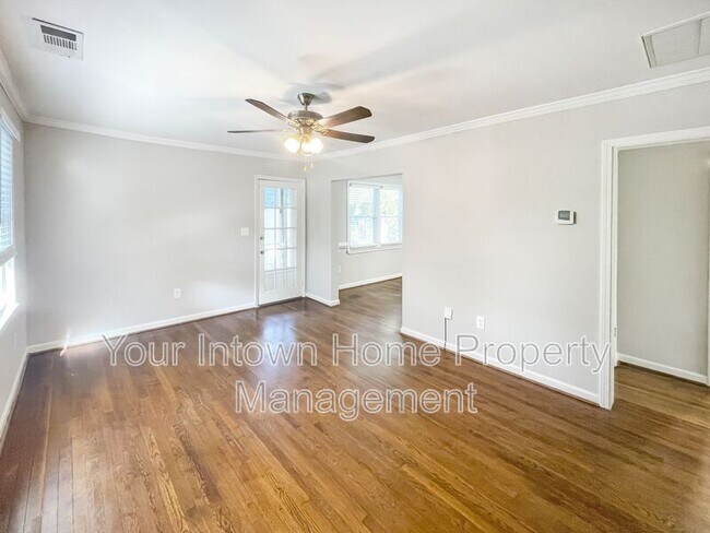 Foto del edificio - 1322 George W Brumley Way SE