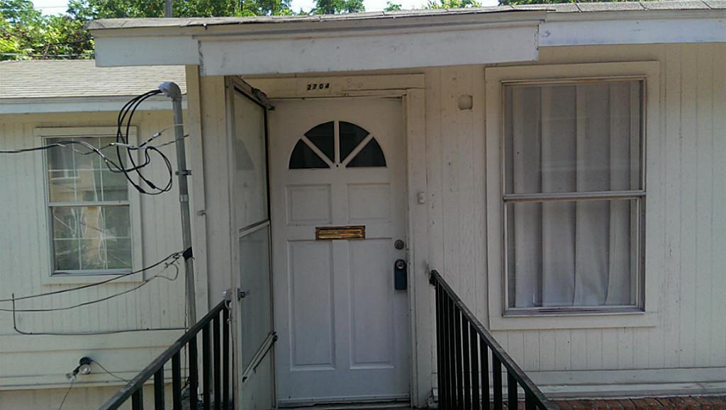 Primary Photo - 2701 Isabella St