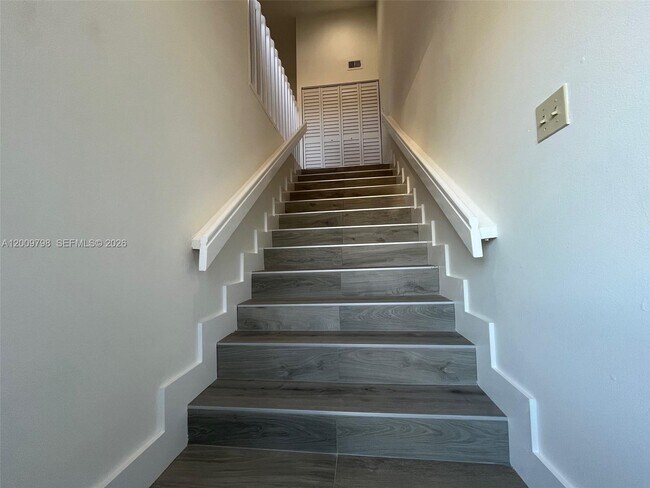 Foto del edificio - 9795 SW 138th Ave