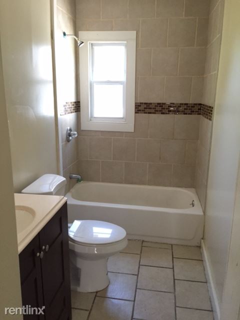 Building Photo - 552 Dixwell Ave