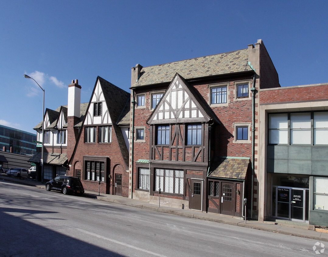 Building Photo - El Dee Apartments