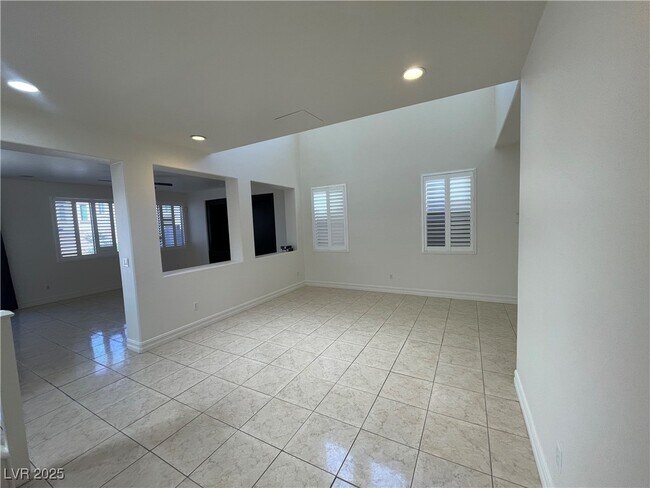 Foto del edificio - 783 Crest Valley Pl