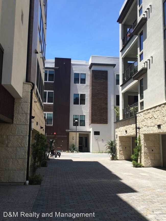 Foto del edificio - 2 br, 2 bath House - 8525 Aspect Drive