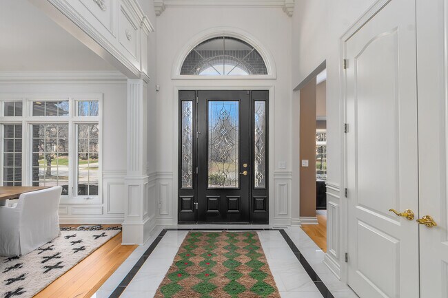 Foto del edificio - 16646 Brooklane Blvd