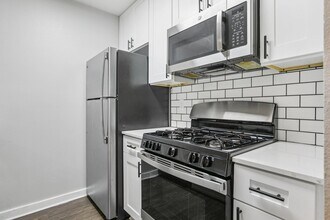 Building Photo - City View at Mueller