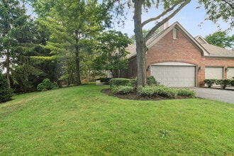 Building Photo - 2040 Trent Ct