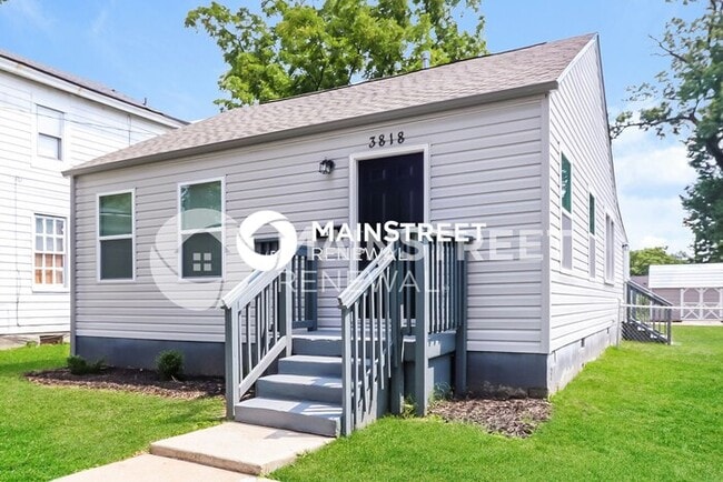 Foto del edificio - 3 Bedroom Pet-Friendly Home in Louisville, KY with Main Street Renewal