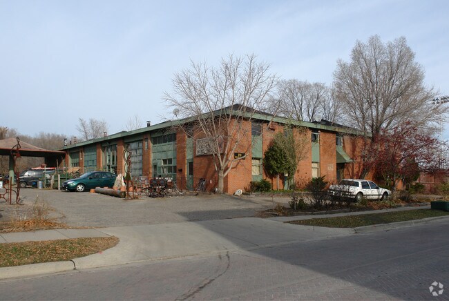 Foto del edificio - Nicollet Island Cooperative