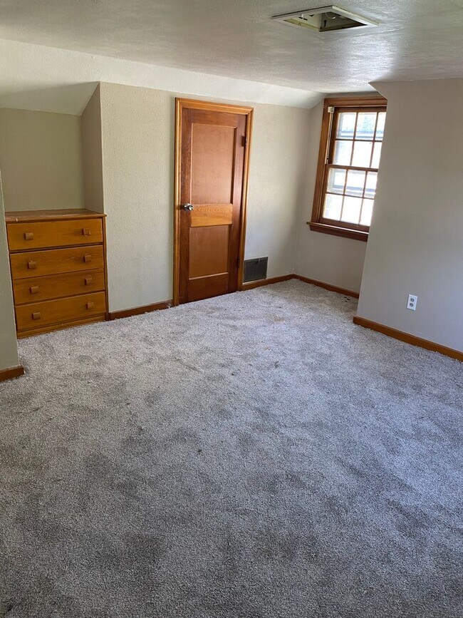 Foto del edificio - Cozy 3 bedroom 2 bathroom Home in Harvard ...