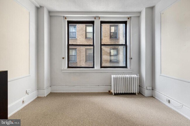 Foto del edificio - 1324 Locust St