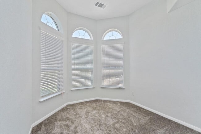 Building Photo - 829 Blue Oak Blvd