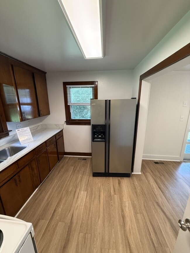 Foto del edificio - 3 bd 2 ba House