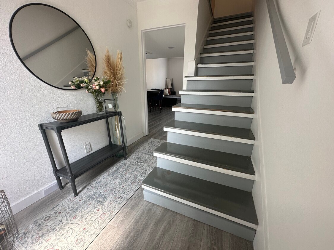 Foto principal - 4330 Bowser Ave