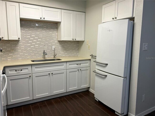 Foto del edificio - 632 Georgetown Dr
