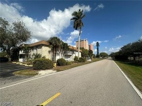 Building Photo - 1830 Maravilla Ave
