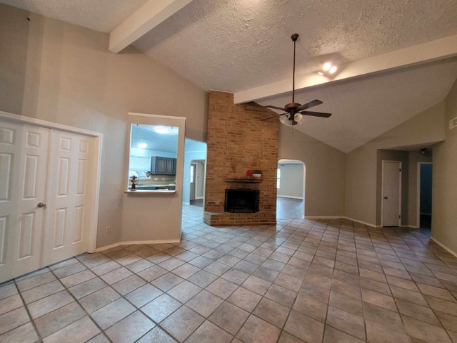 Building Photo - 9011 Welles Way