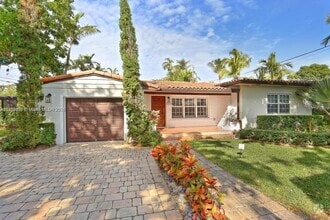 Building Photo - 1545 Baracoa Ave