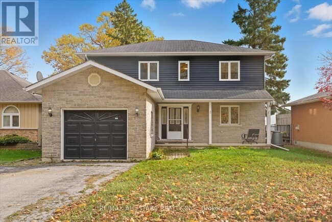 Building Photo - 2999 Lakeside Dr