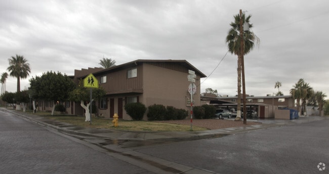 Building Photo - Phoenician Town Homes