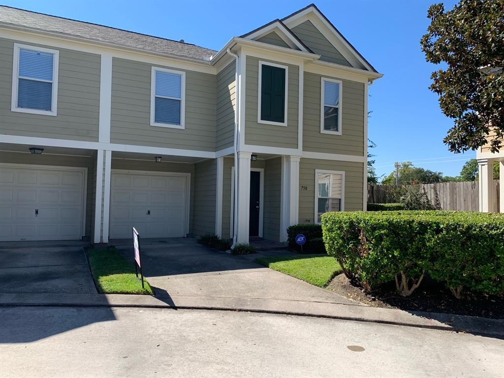750 Redwing Park Dr, Houston, TX 77009 Condo for Rent in Houston, TX