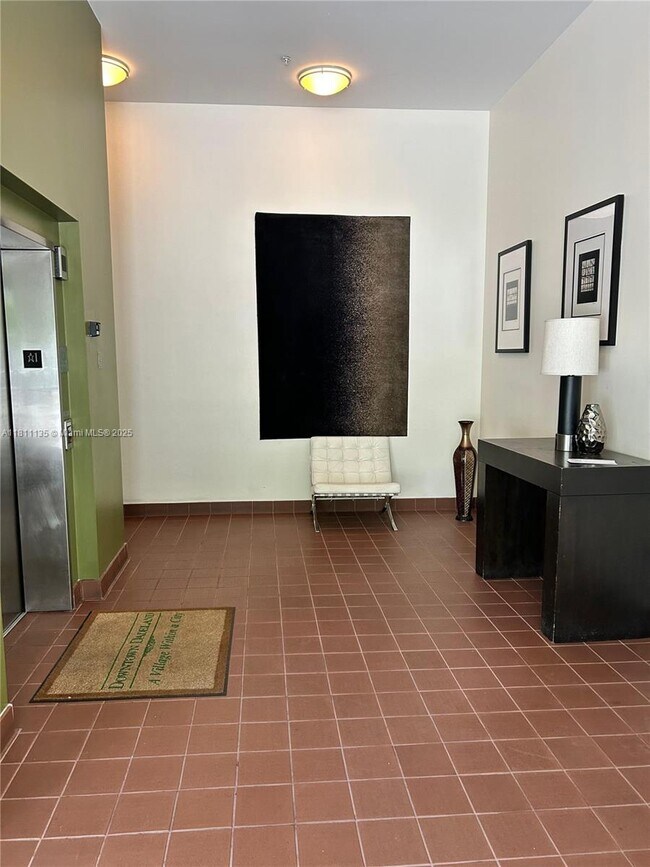 Foto del edificio - 7280 SW 89th St