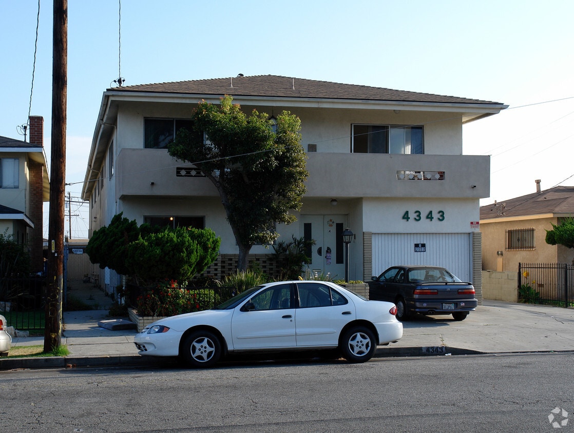 4343 W 142nd St, Hawthorne, CA 90250 Apartments in Hawthorne, CA