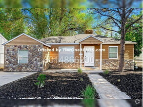 Building Photo - 32 Grove Ave