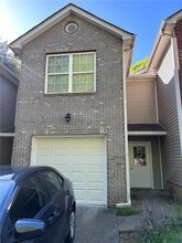 Building Photo - 5560 Stonewood Ct