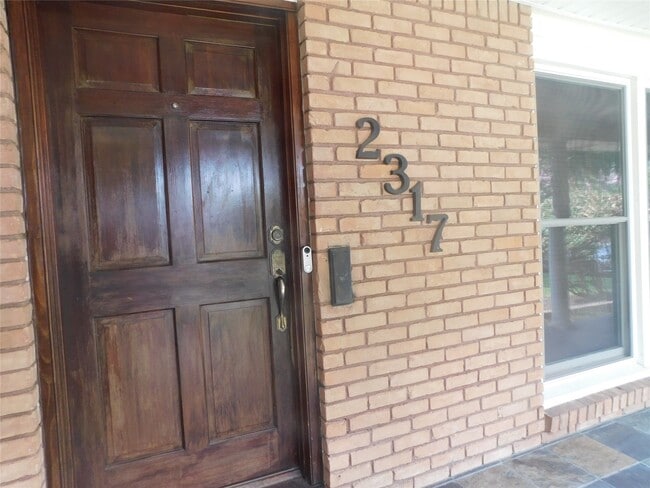 Foto del edificio - 2317 Dorrington St