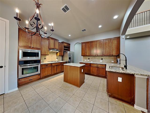 Building Photo - 229 Carrington Ln