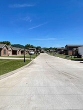 Building Photo - 50 Mornings Cir