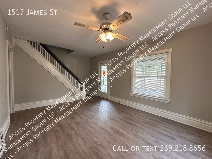 Primary Photo - 1517 James St