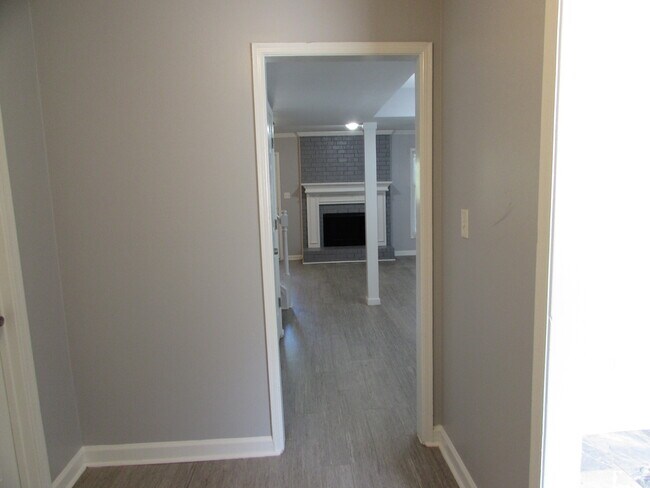 Building Photo - 1759 Twin Brooks Dr SE