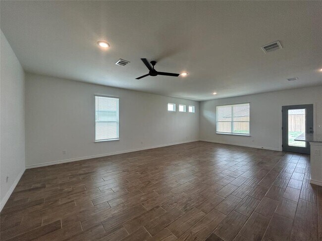 Foto del edificio - 7806 Purvis St