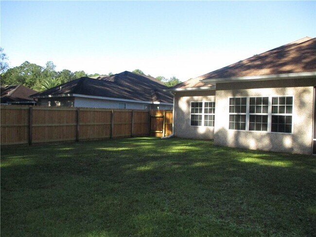 Foto del edificio - 120 Teak Trail