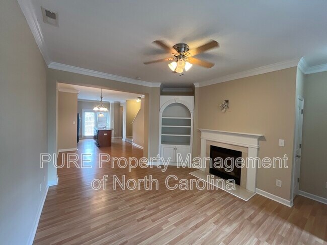 Foto del edificio - 5049 Prosperity Church Road