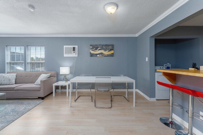 Foto del edificio - 1802 Morgan Ave