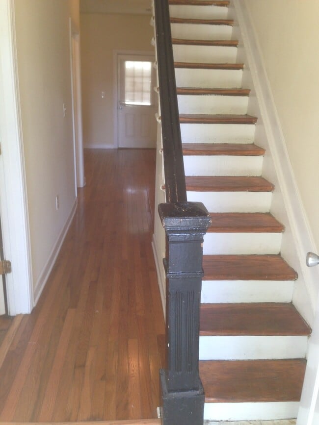 Photo - 1242 Parkwood Avenue House
