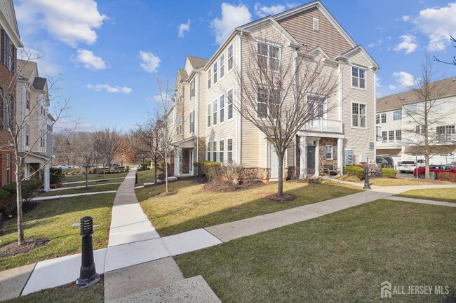 Building Photo - 1501 Gabriel Ln