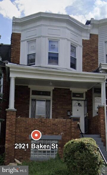 Building Photo - 2921 Baker St