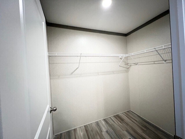 Foto del edificio - 25634 Nuway Ave