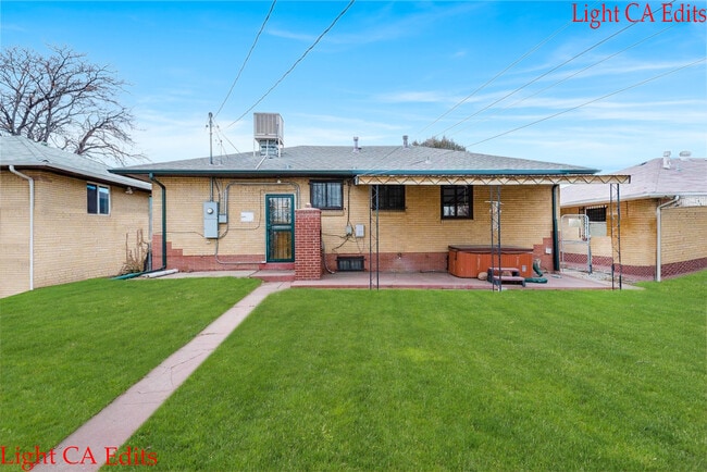 Building Photo - 3580 Hudson St