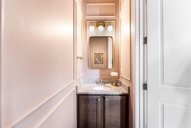 Building Photo - 2422 Brewer Way