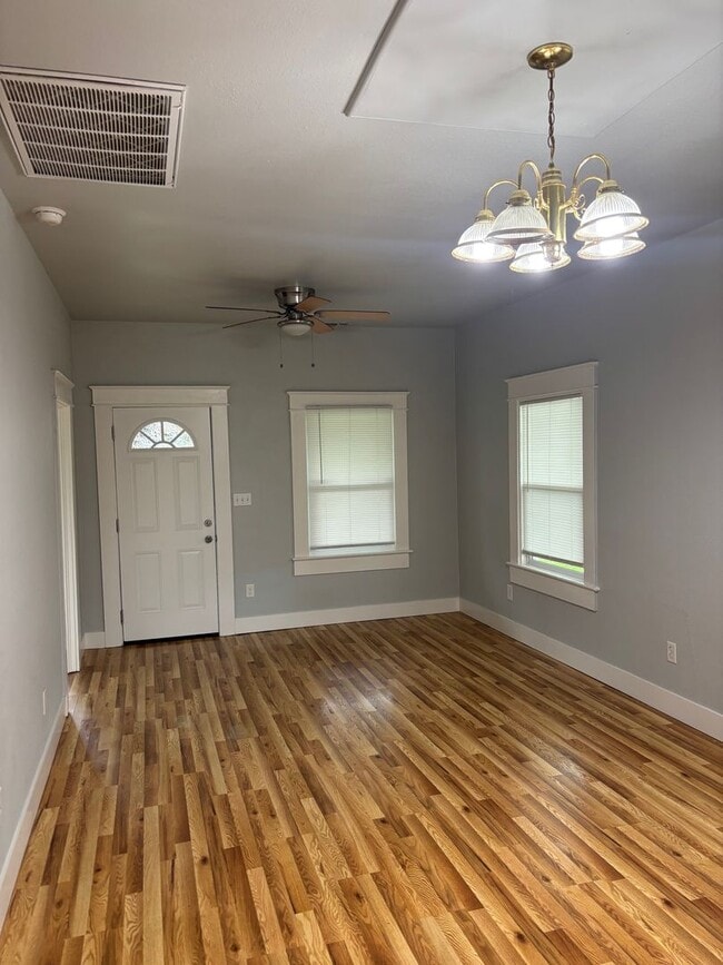 Foto del edificio - Coming Soon!!