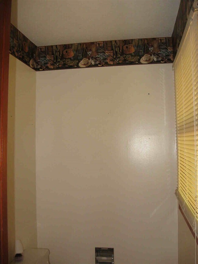 Building Photo - 1 Hondo Cir